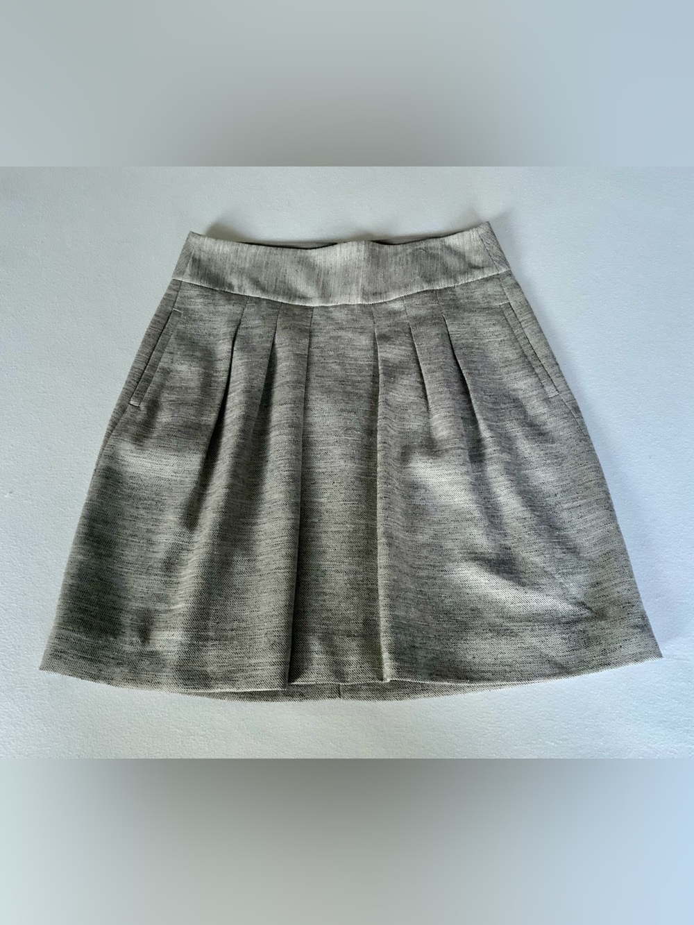 The Limited Gray High Waist Pleated A-Line Skirt Size S Pockets